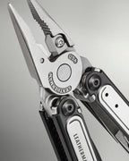 Leatherman ARC (Black DLC & Stainless Steel)