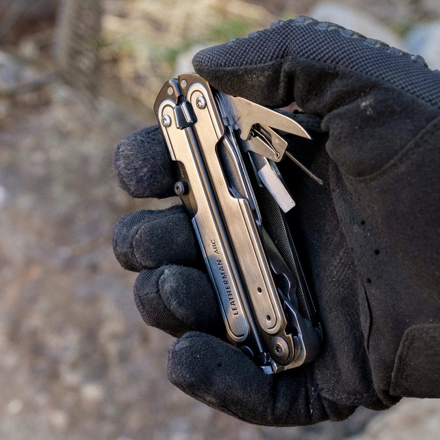 Leatherman ARC (Black DLC & Stainless Steel)