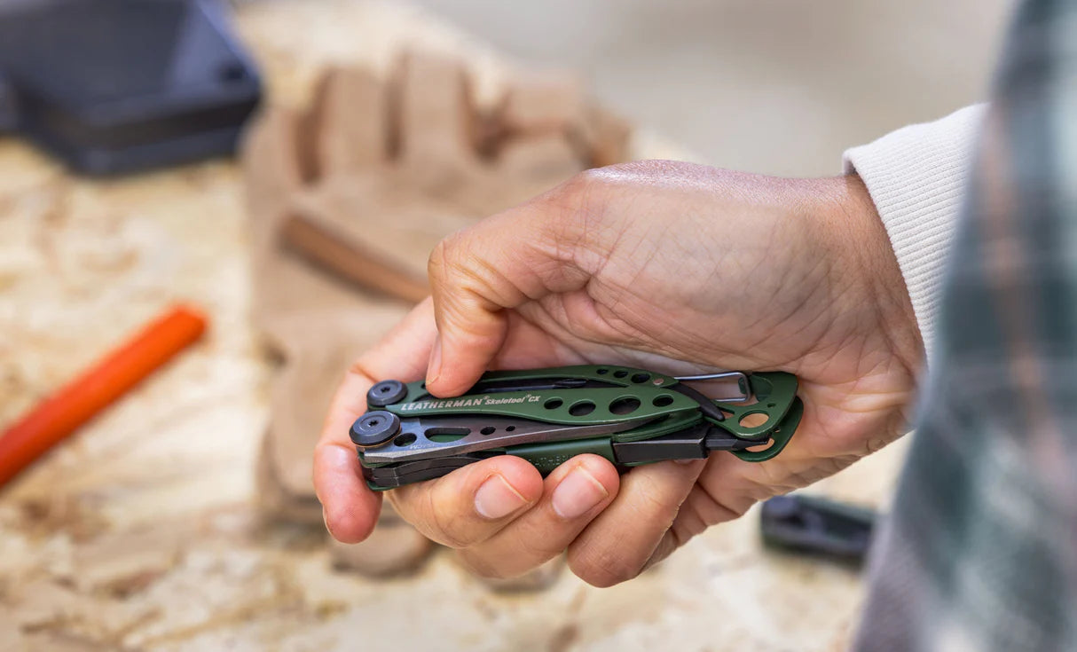 Leatherman Skeletool CX (Kleur: Guava)